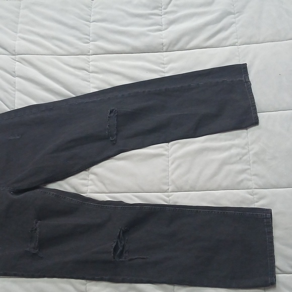 Aeropostale 90's Baggy Distressed Black Jeans Size 10 Reg 1oo% Cotton - Picture 2 of 7